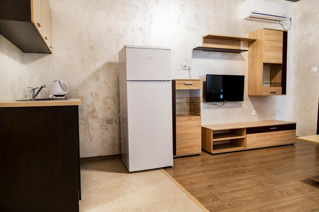 Family Hotel - City Hotel Jamboł Zewnętrze zdjęcie