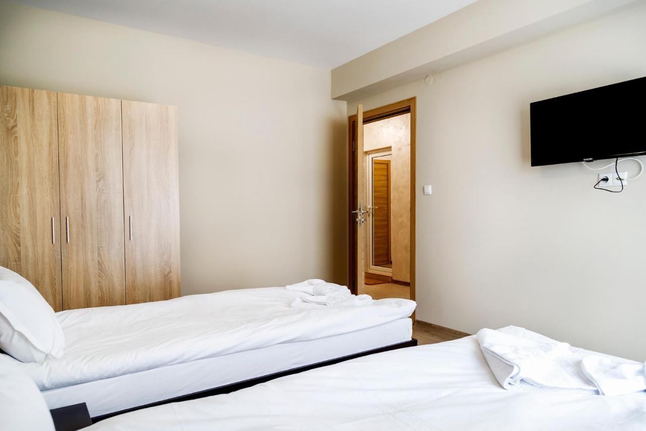 Family Hotel - City Hotel Jamboł Zewnętrze zdjęcie