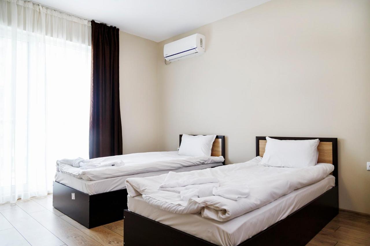 Family Hotel - City Hotel Jamboł Zewnętrze zdjęcie