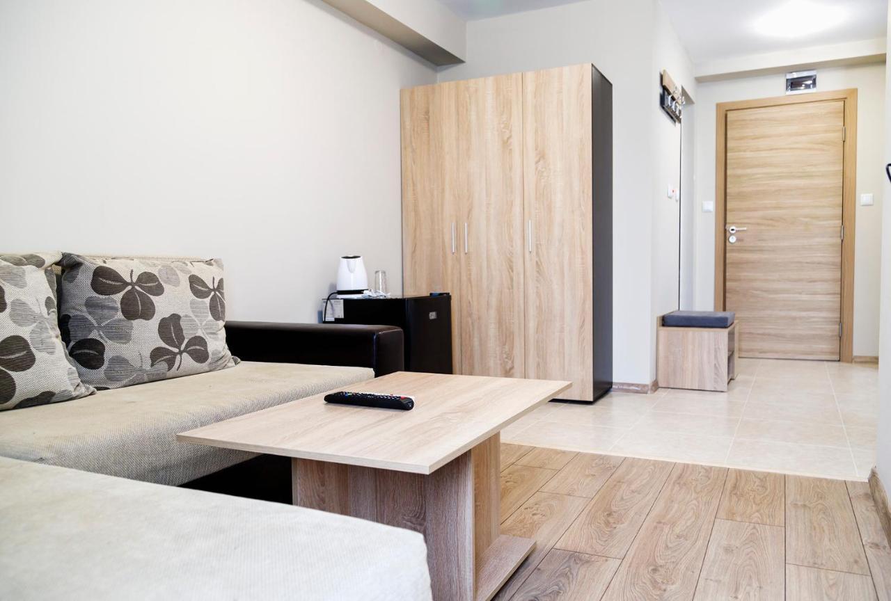 Family Hotel - City Hotel Jamboł Zewnętrze zdjęcie