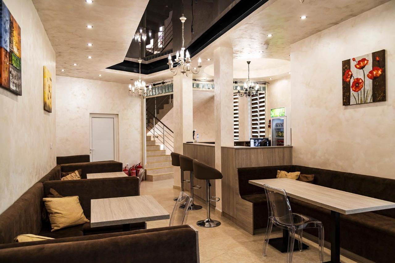 Family Hotel - City Hotel Jamboł Zewnętrze zdjęcie