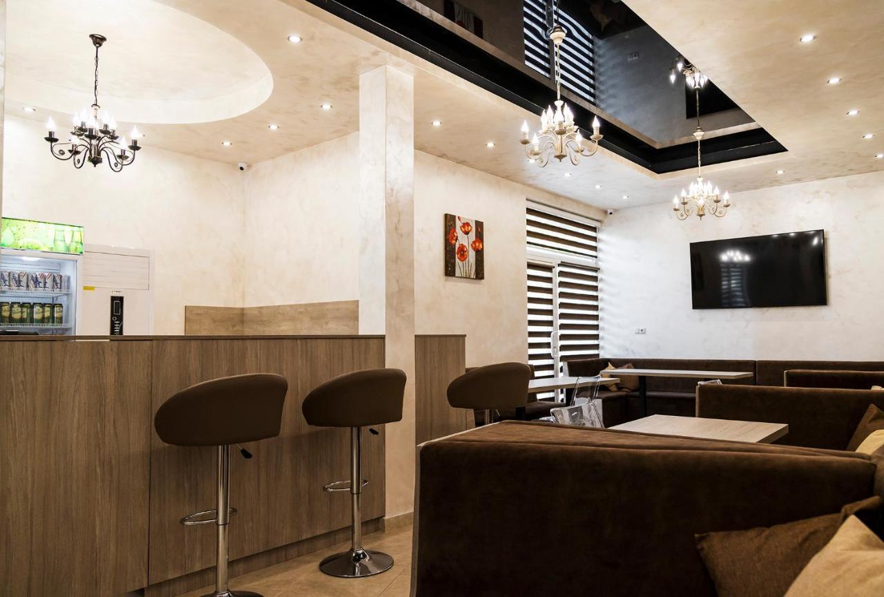 Family Hotel - City Hotel Jamboł Zewnętrze zdjęcie