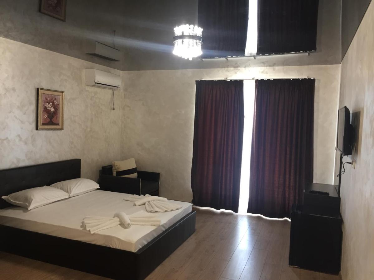 Family Hotel - City Hotel Jamboł Zewnętrze zdjęcie