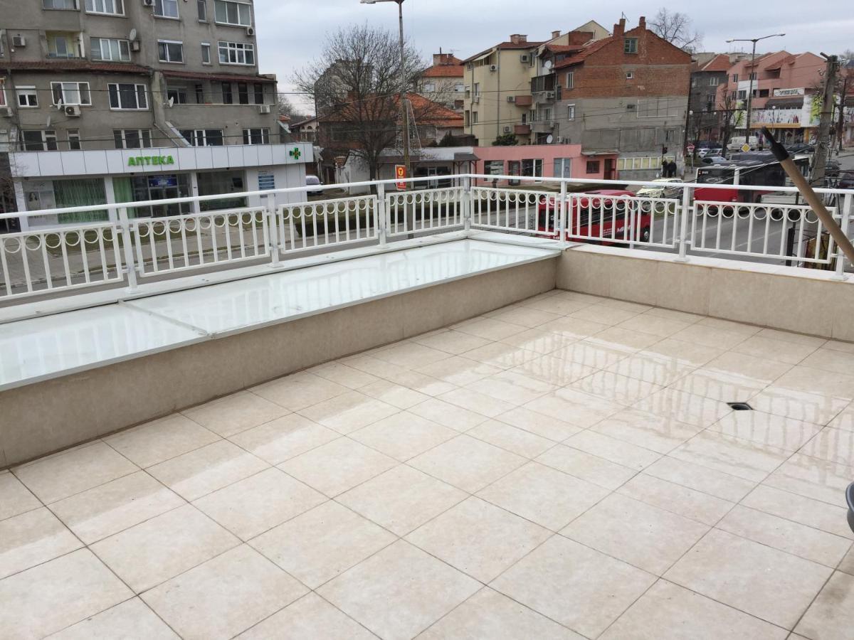 Family Hotel - City Hotel Jamboł Zewnętrze zdjęcie